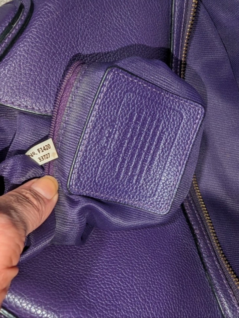 Edie 33727 Horse Carriage Logo Embossed Shoulder Tote Bag Purse Purple Violet - Picture 5 of 14